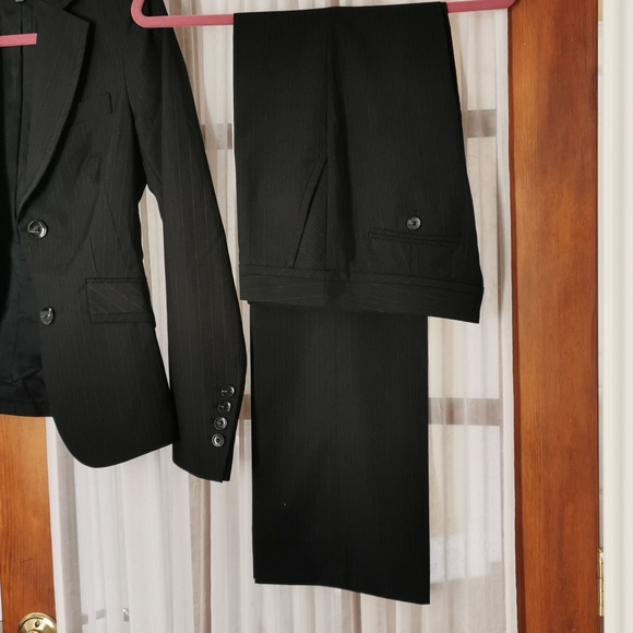 Mexx suit, Jacket and Pants( both size 4 US). Black with grey and blue lines. - Picture 3 of 6